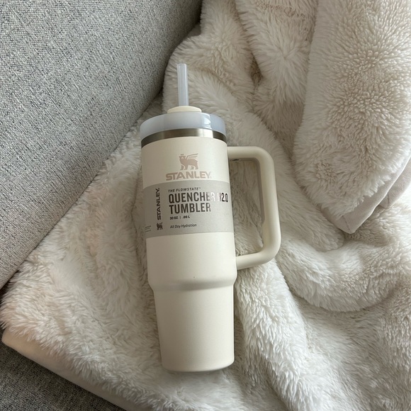 Stanley quencher H2.0 tumbler 30oz - Picture 7 of 7